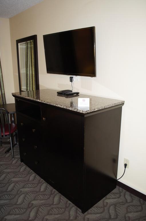 Lacombe Motor Inn Стая снимка